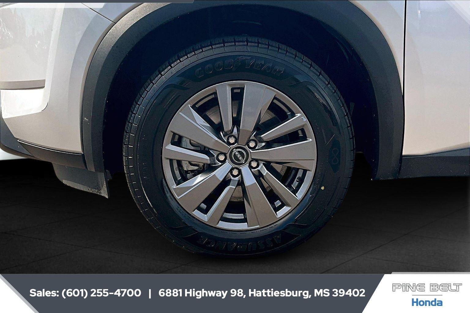 2024 Nissan Pathfinder SV - Photo 7