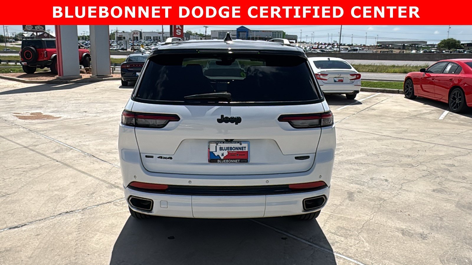 Used 2023 Bright White Clearcoat Jeep Summit image 6