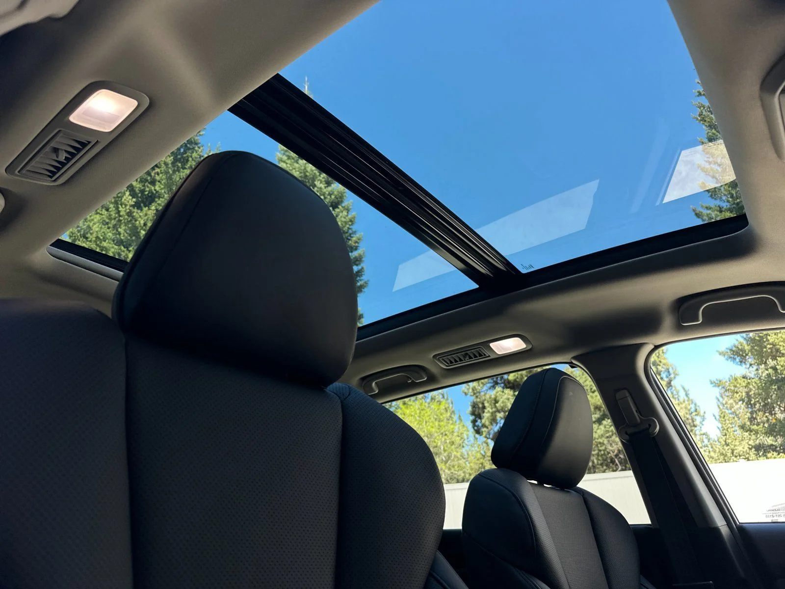 New 2026 ICE SILVER METALLIC Subaru Touring 7-Passenger image 18