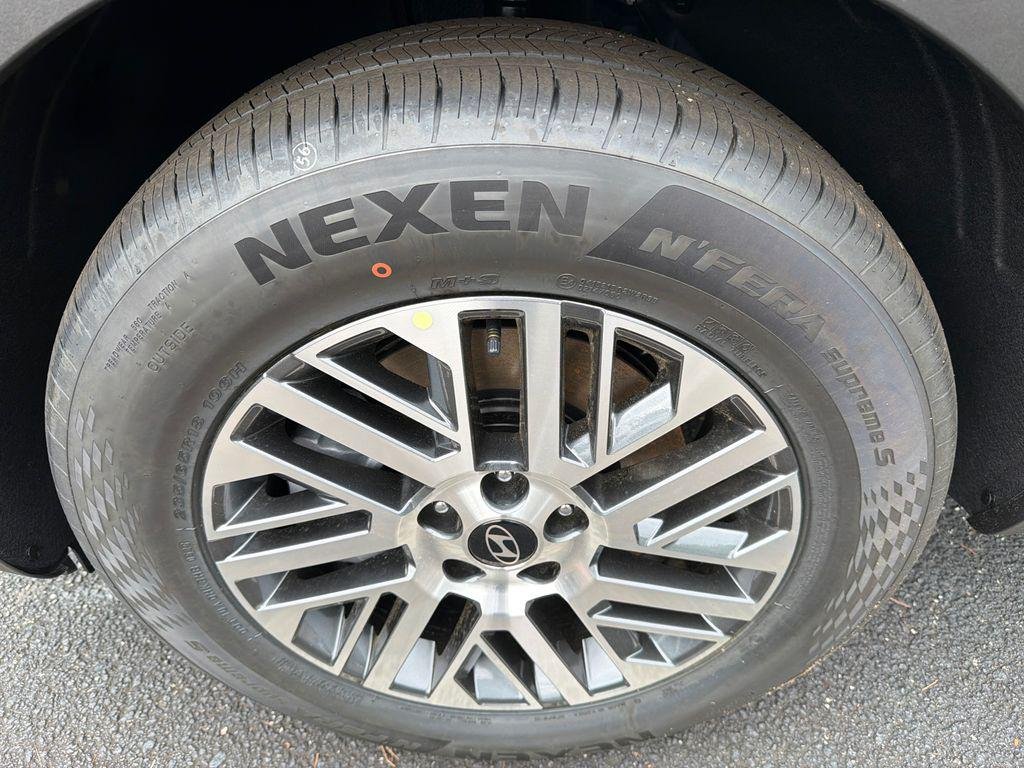 New 2026 Blue Hyundai SE FWD image 11