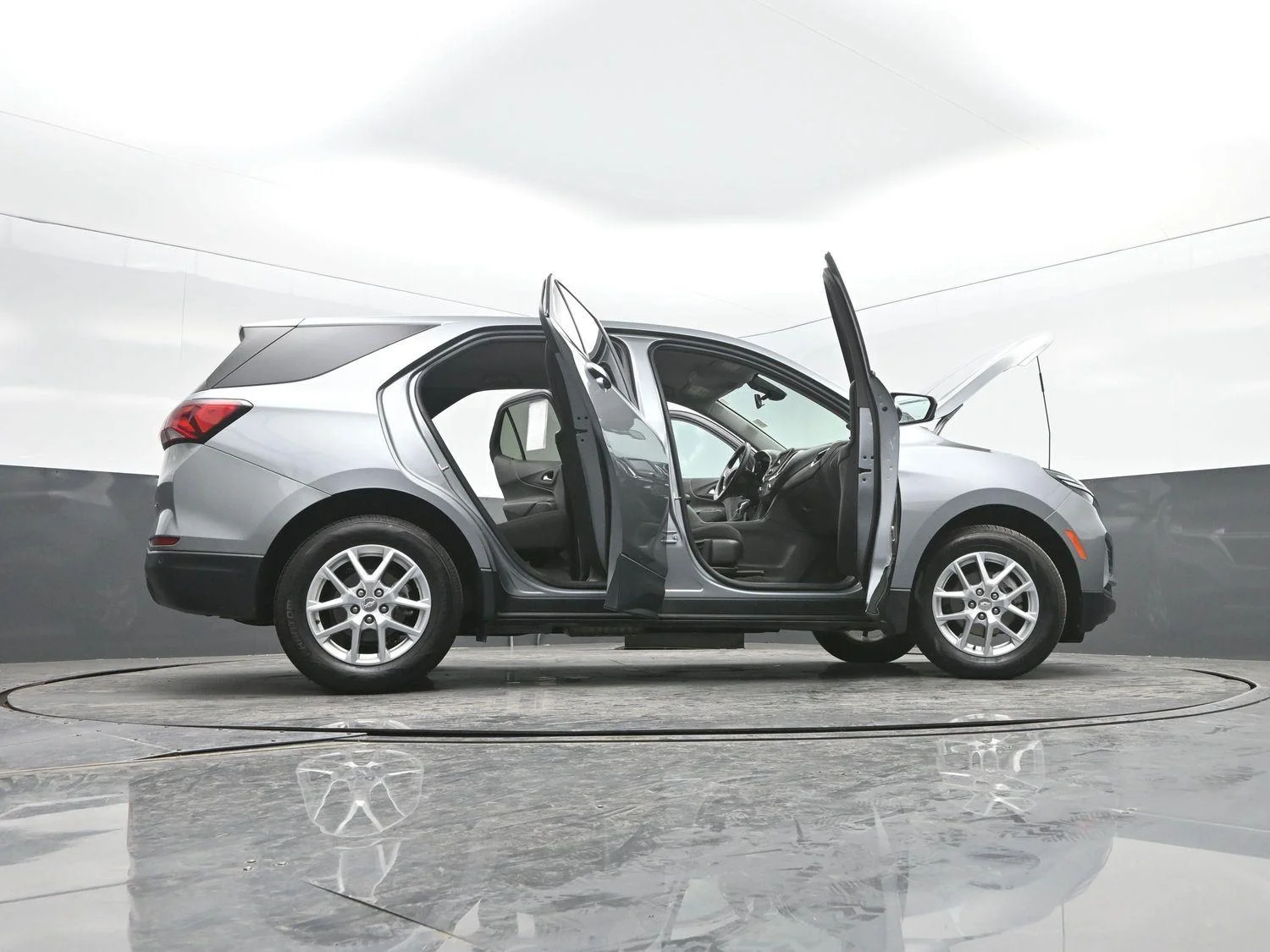 Used 2024 Sterling Gray Metallic Chevrolet LT image 50
