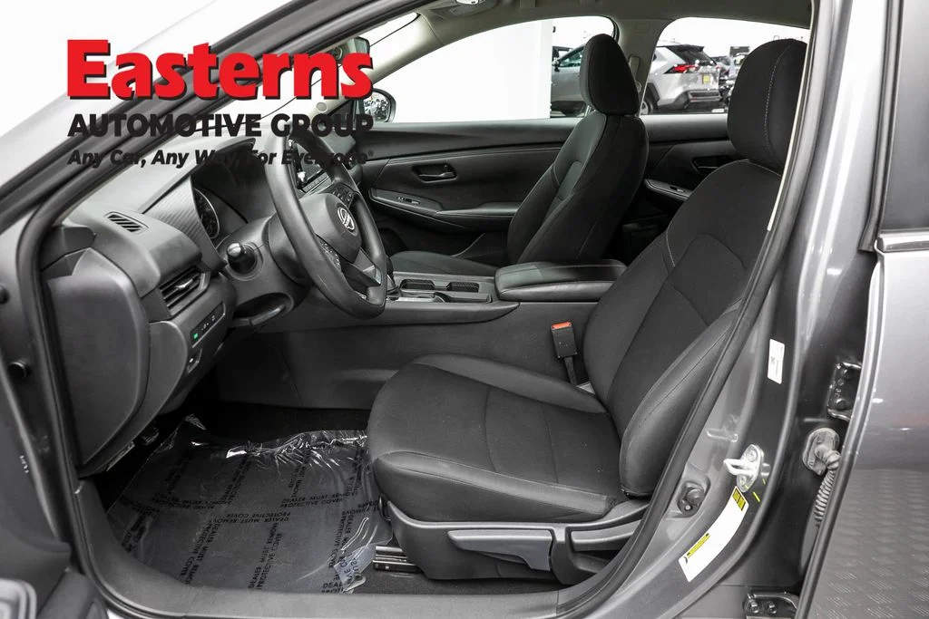 Used 2024 Gray Nissan S image 13
