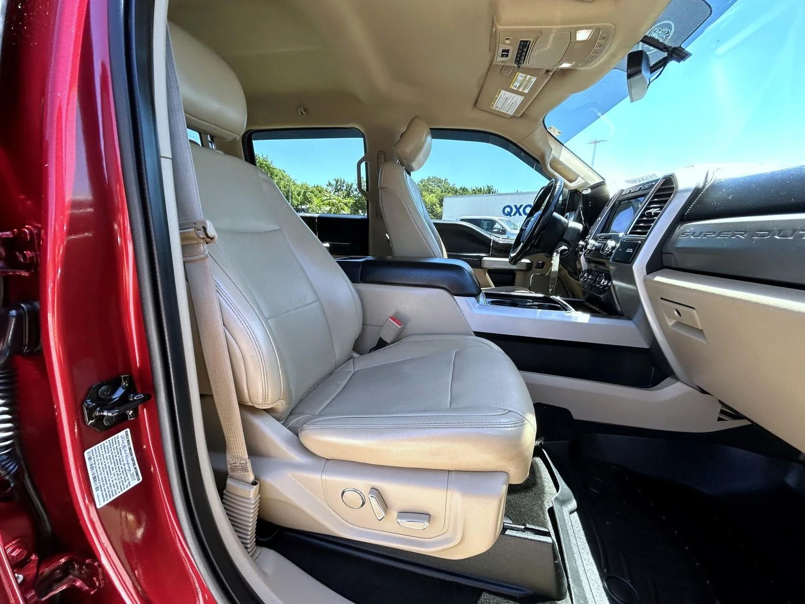 Used 2017 Red Ford Lariat image 15