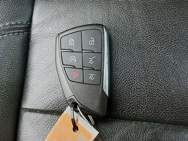 Used 2022 White Chevrolet LT image 31