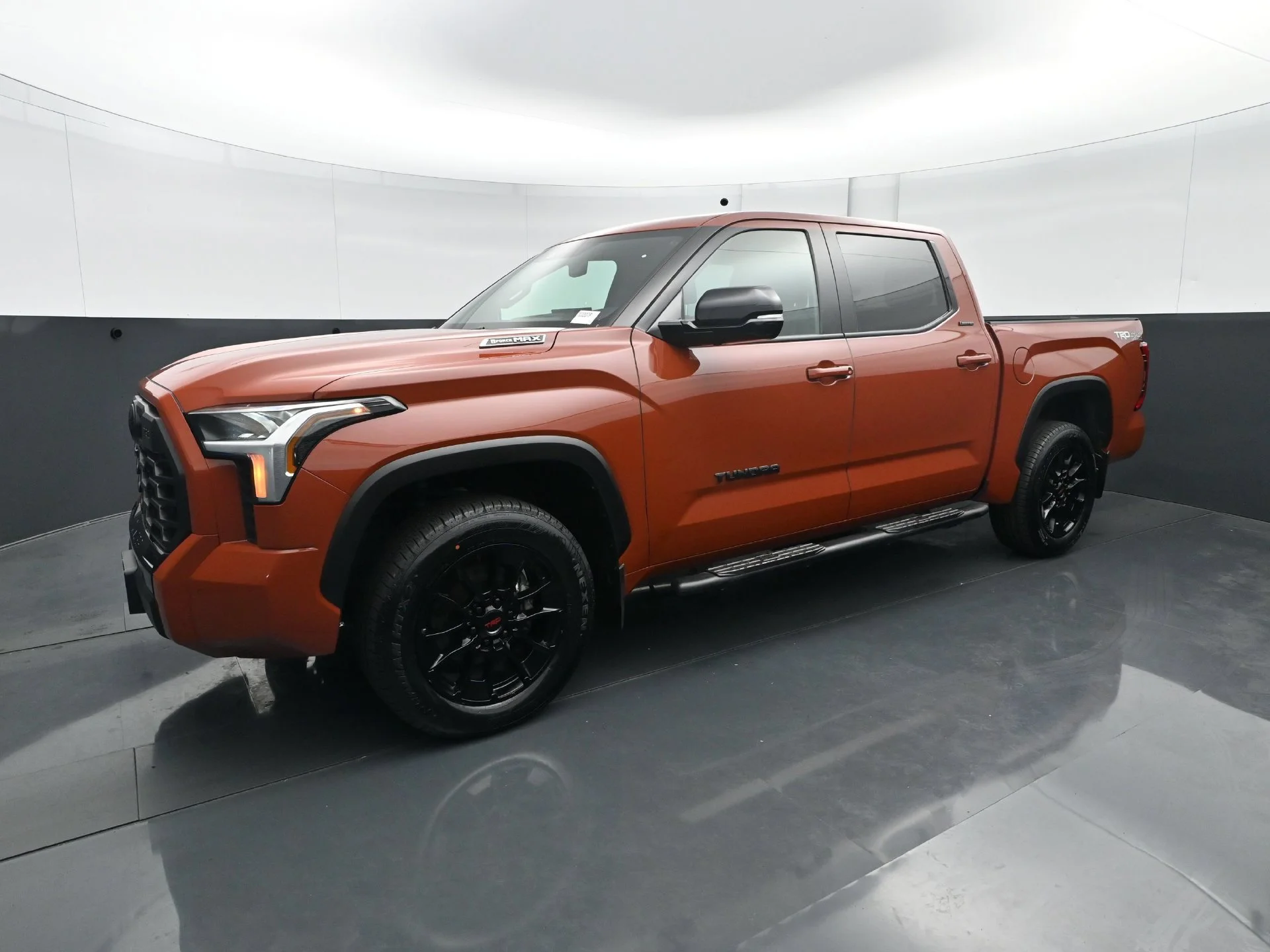 Used 2025 Toyota Tundra Limited with VIN 5TFWC5DB2SX086335 for sale in Minneapolis, Minnesota