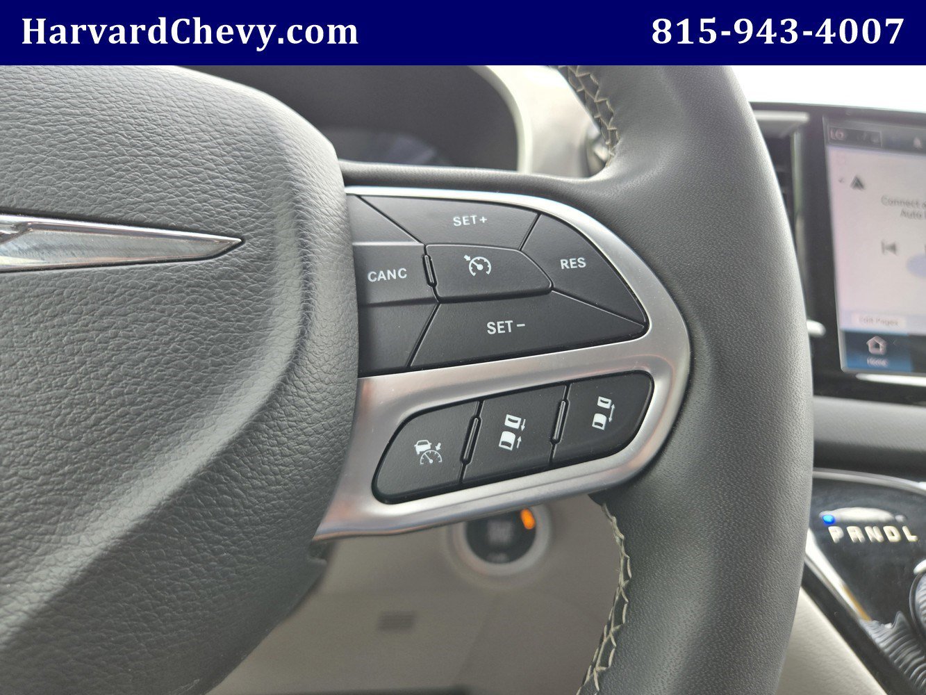 2023 Chrysler Pacifica Touring L - Photo 16