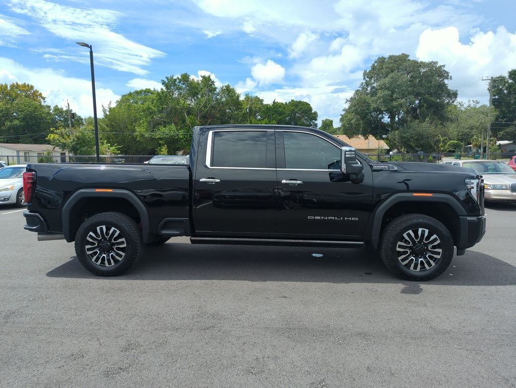 Used 2025 Black GMC Denali Ultimate image 8