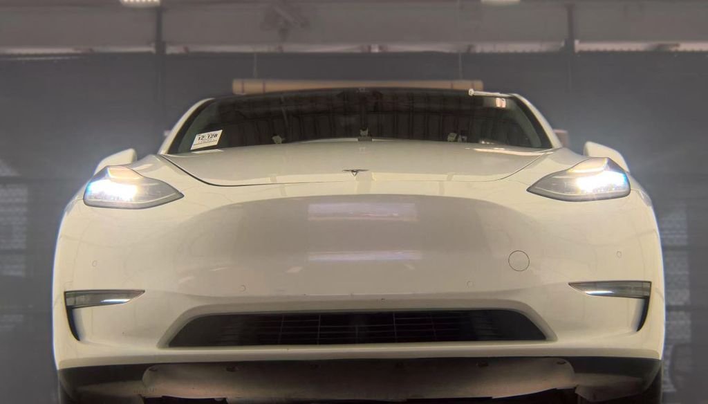 Used 2020 Tesla Model Y Long Range with VIN 5YJYGDEE7LF008628 for sale in Kansas City, KS