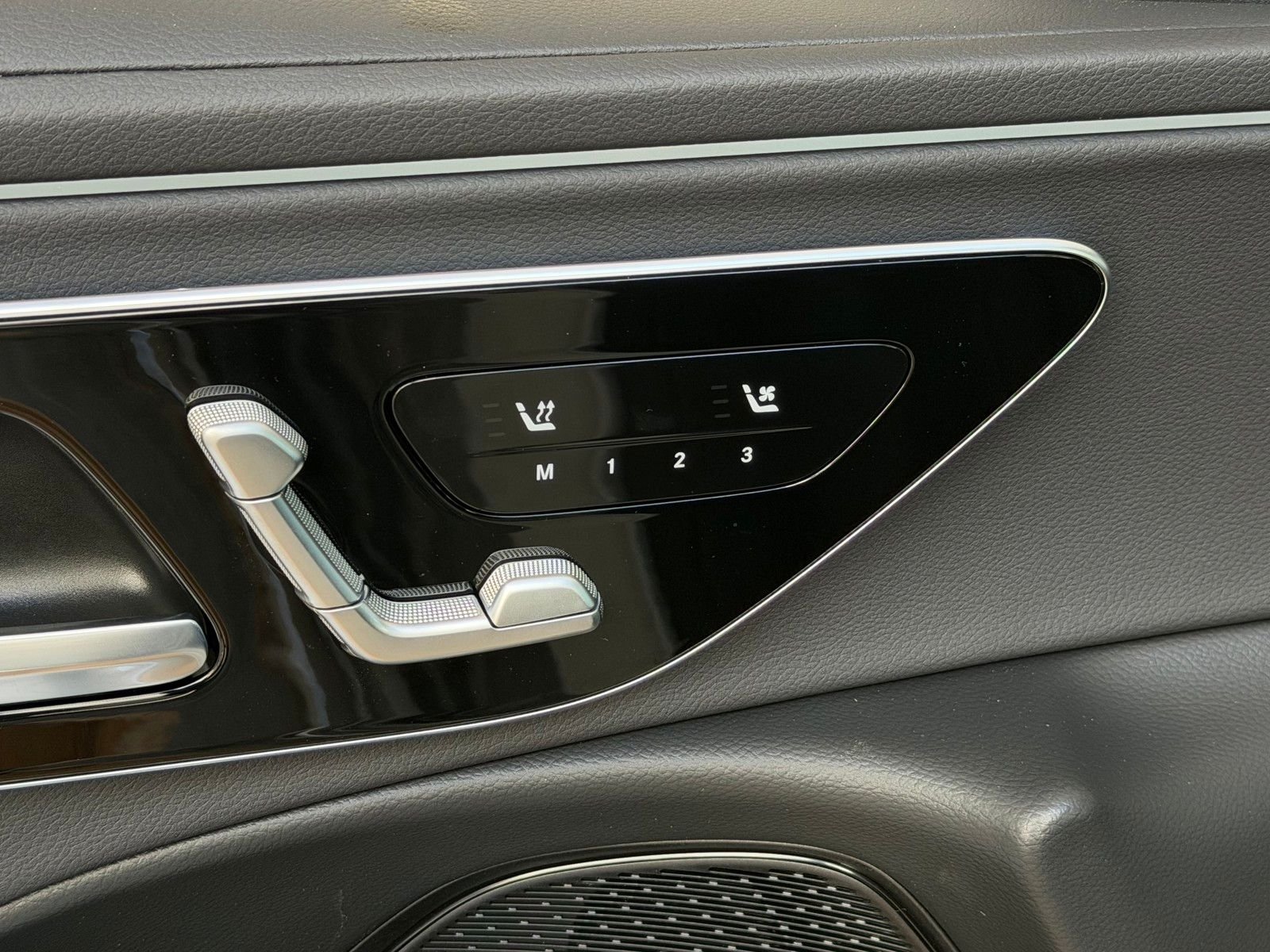 New 2026 Cirrus Silver Metallic Mercedes-Benz E 350 image 13