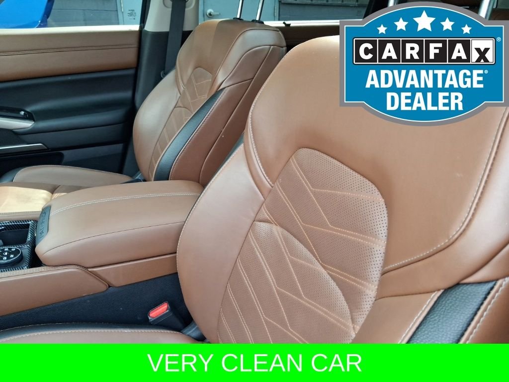 Used 2023 White Nissan Platinum image 15