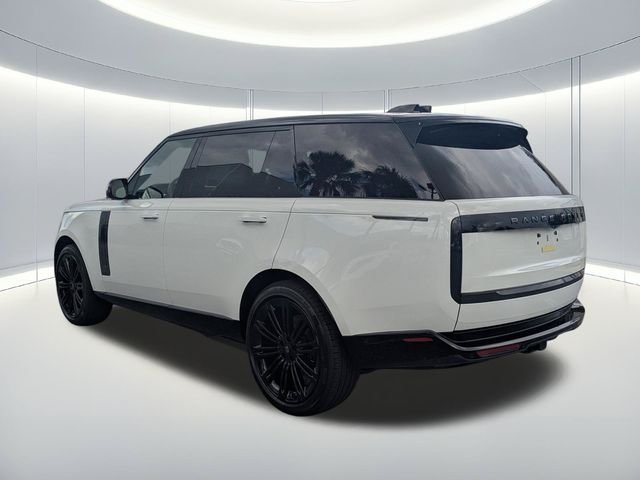 New 2027 Fuji White LAND ROVER  image 4