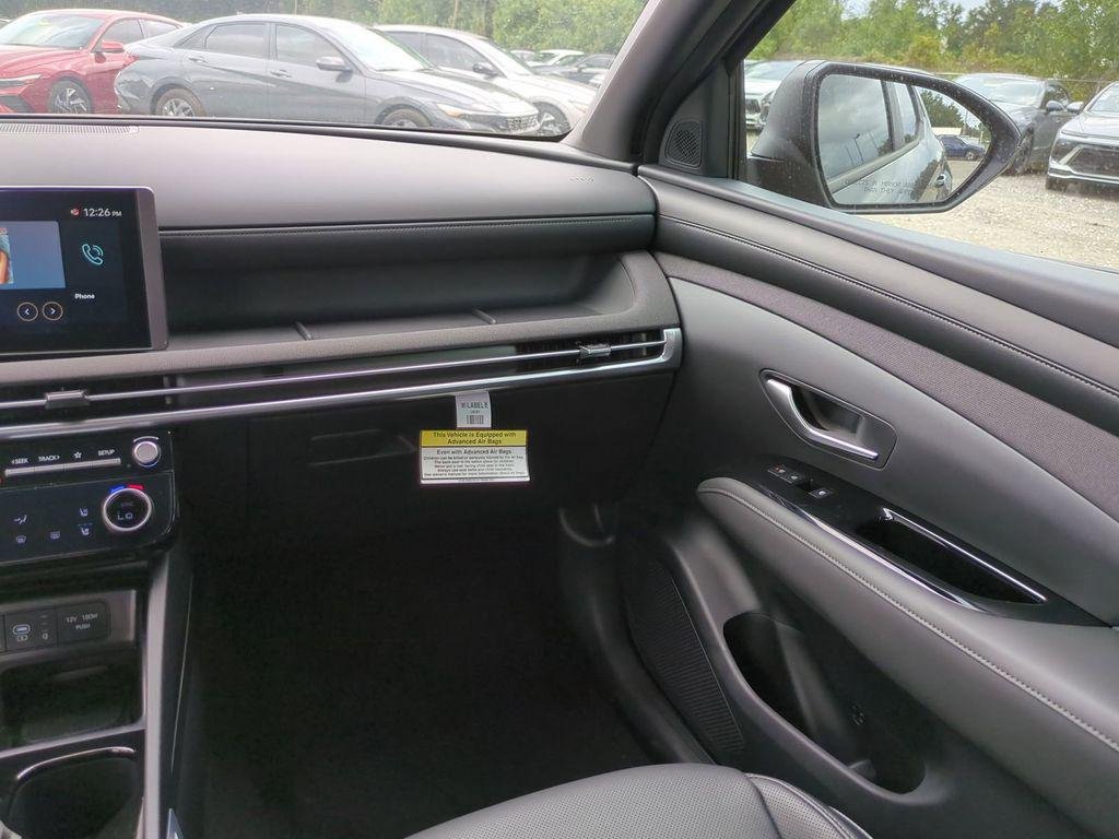 2025 Hyundai Santa Cruz Limited - Photo 16