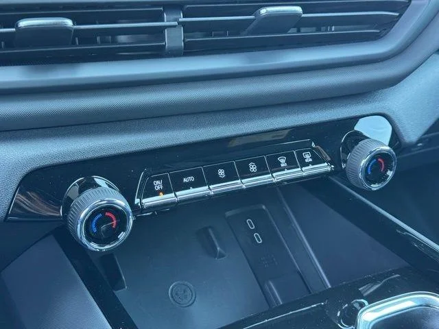 2026 Chevrolet Silverado EV LT - Photo 20