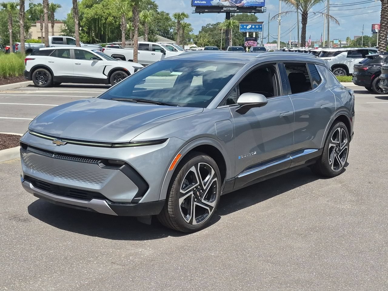 New 2026 Sterling Gray Metallic Chevrolet LT image 4