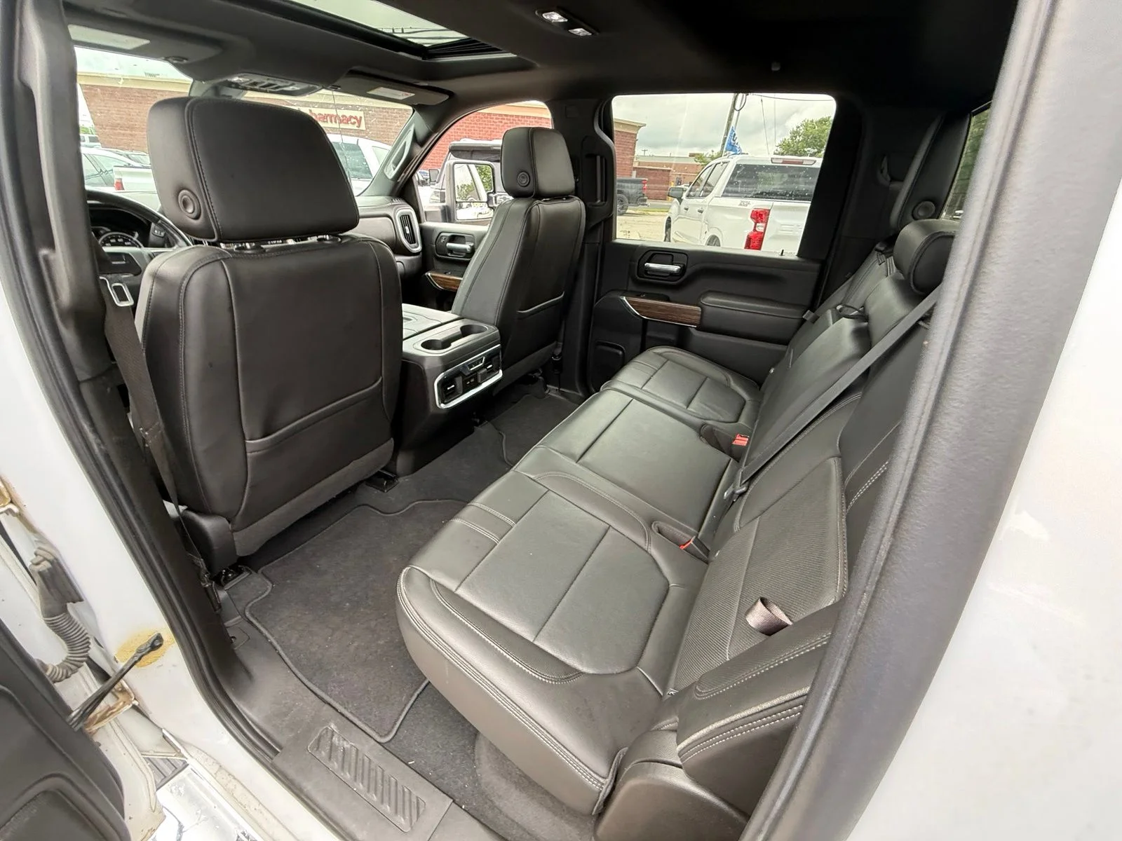 Used 2020 Beige Chevrolet High Country image 31