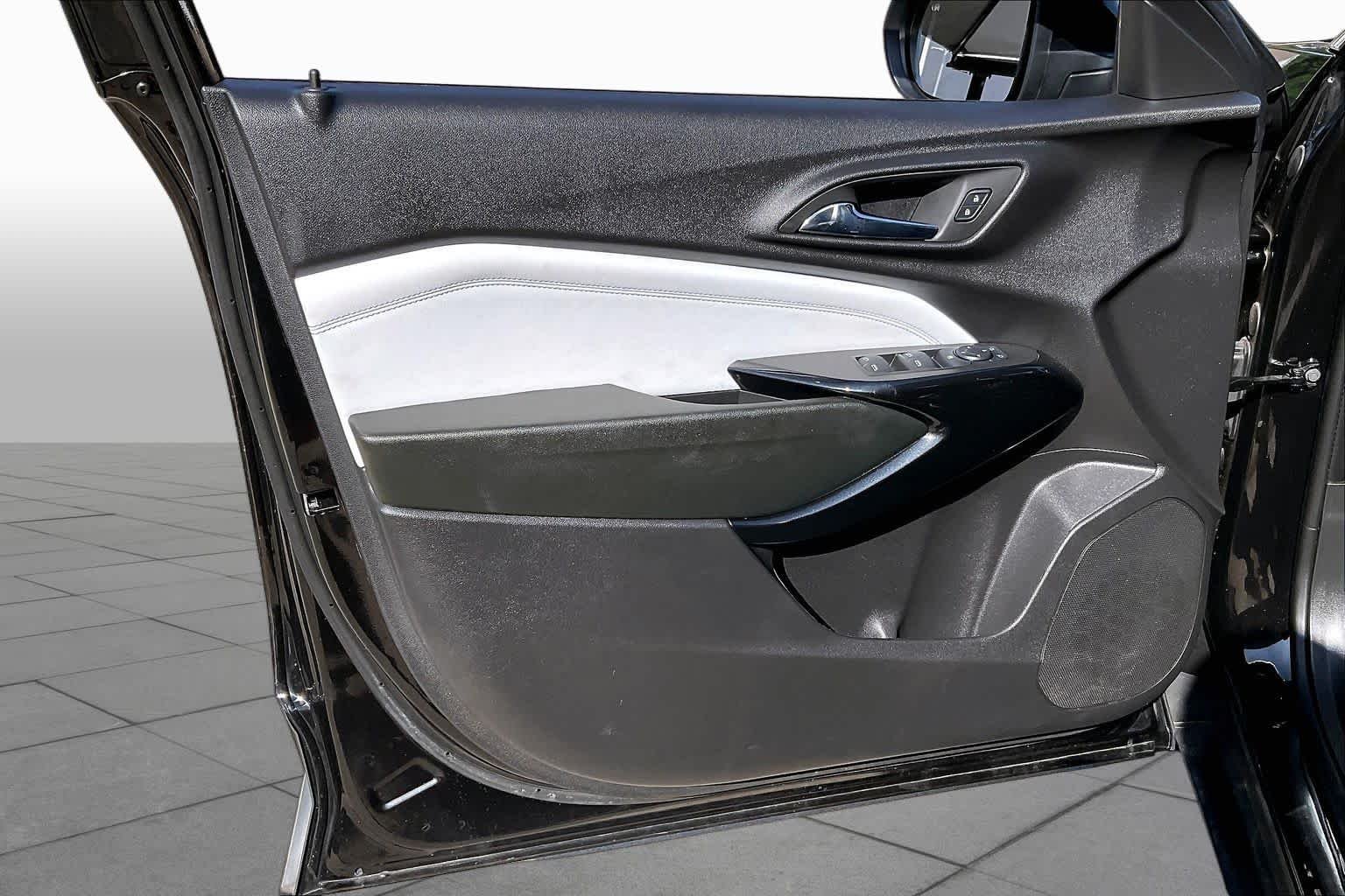 Used 2026 Mosaic Black Metallic Chevrolet LT image 21