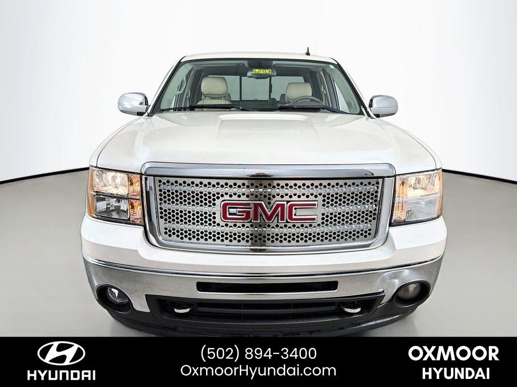 Used 2012 White Diamond Tricoat GMC SLT image 2