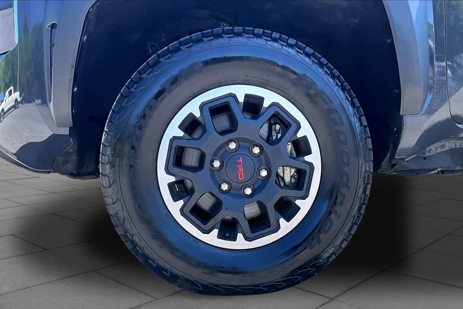 2024 Toyota Tacoma TRD Off Road - Photo 11