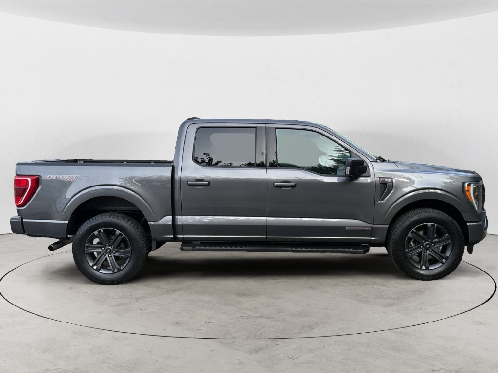 Certified Used 2023 Gray Ford XLT image 4