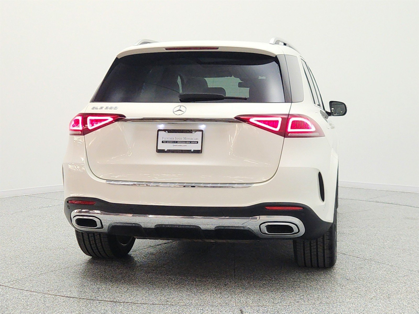 Used 2022 Diamond White Bright Mercedes-Benz GLE 350 SUV image 6