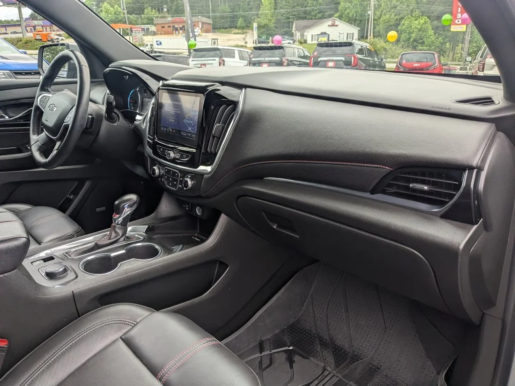 Used 2023 Sterling Gray Metallic Chevrolet RS image 31