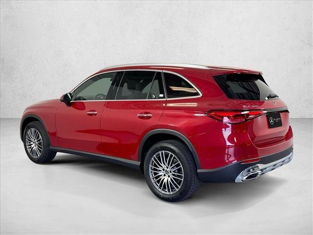 New 2026 MANUFAKTUR Patagonia Red Metallic Mercedes-Benz GLC 300 image 37