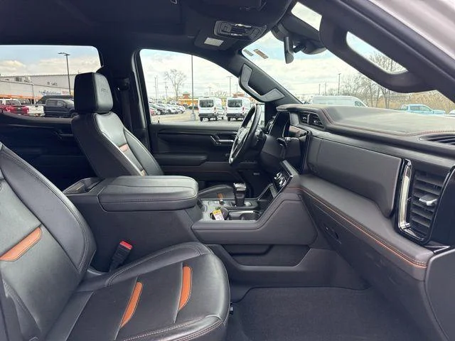 Used 2023 Summit White GMC AT4 image 24