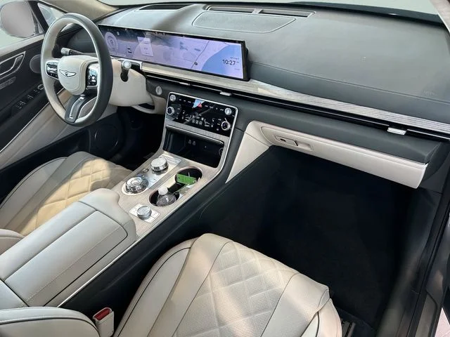 Used 2025 Silver Genesis 3.5T Prestige image 18