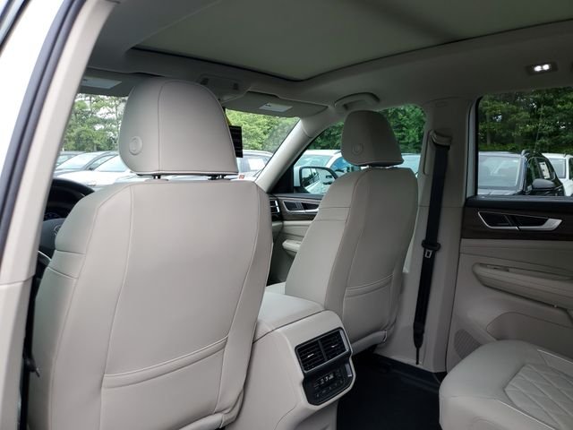 New 2026 White Volkswagen 2.0T SEL Premium R-Line image 11