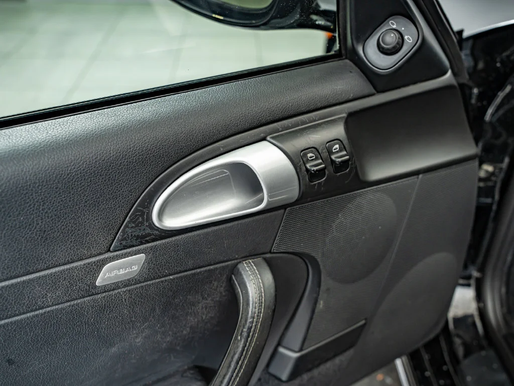 Used 2007 Black Porsche Carrera image 24