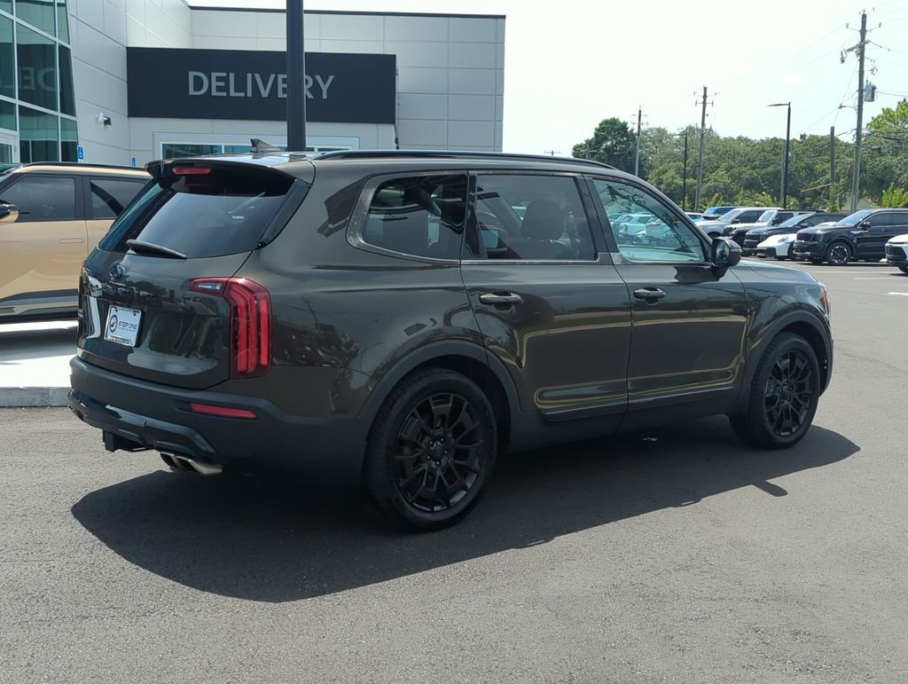 Used 2021 Green Kia EX image 7