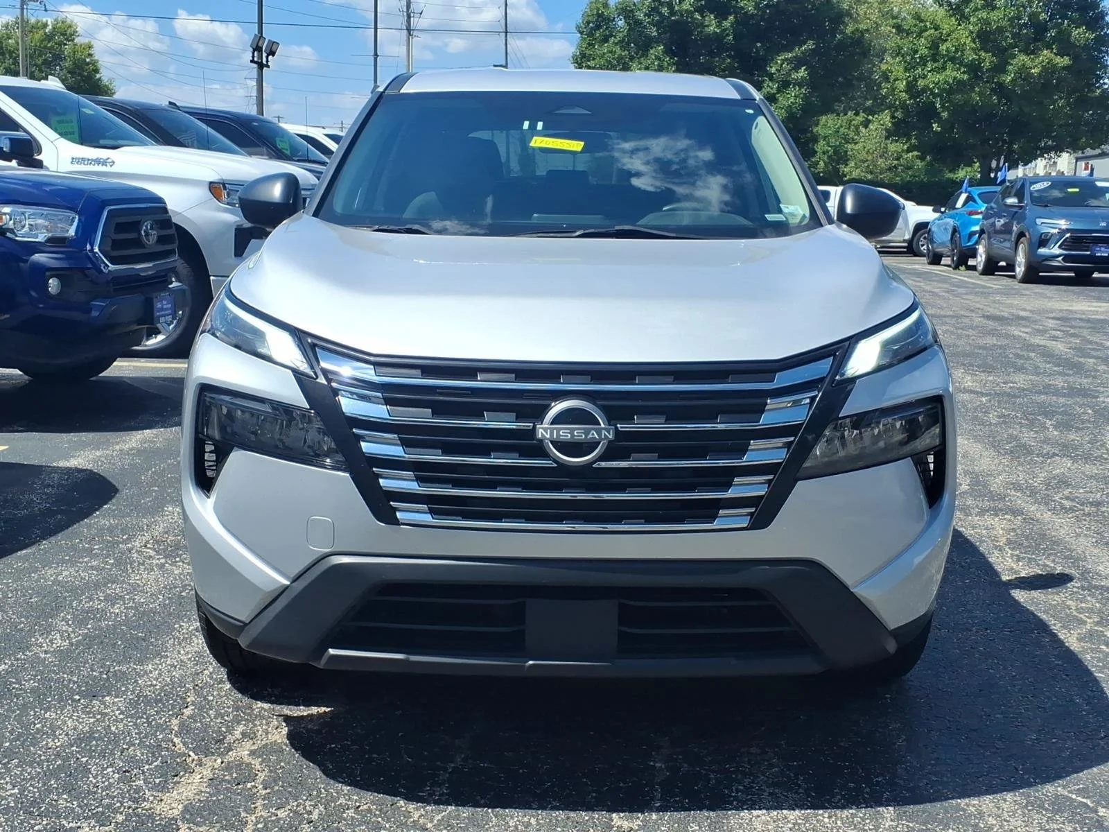 Used 2024 Brilliant Silver Metallic Nissan S image 26