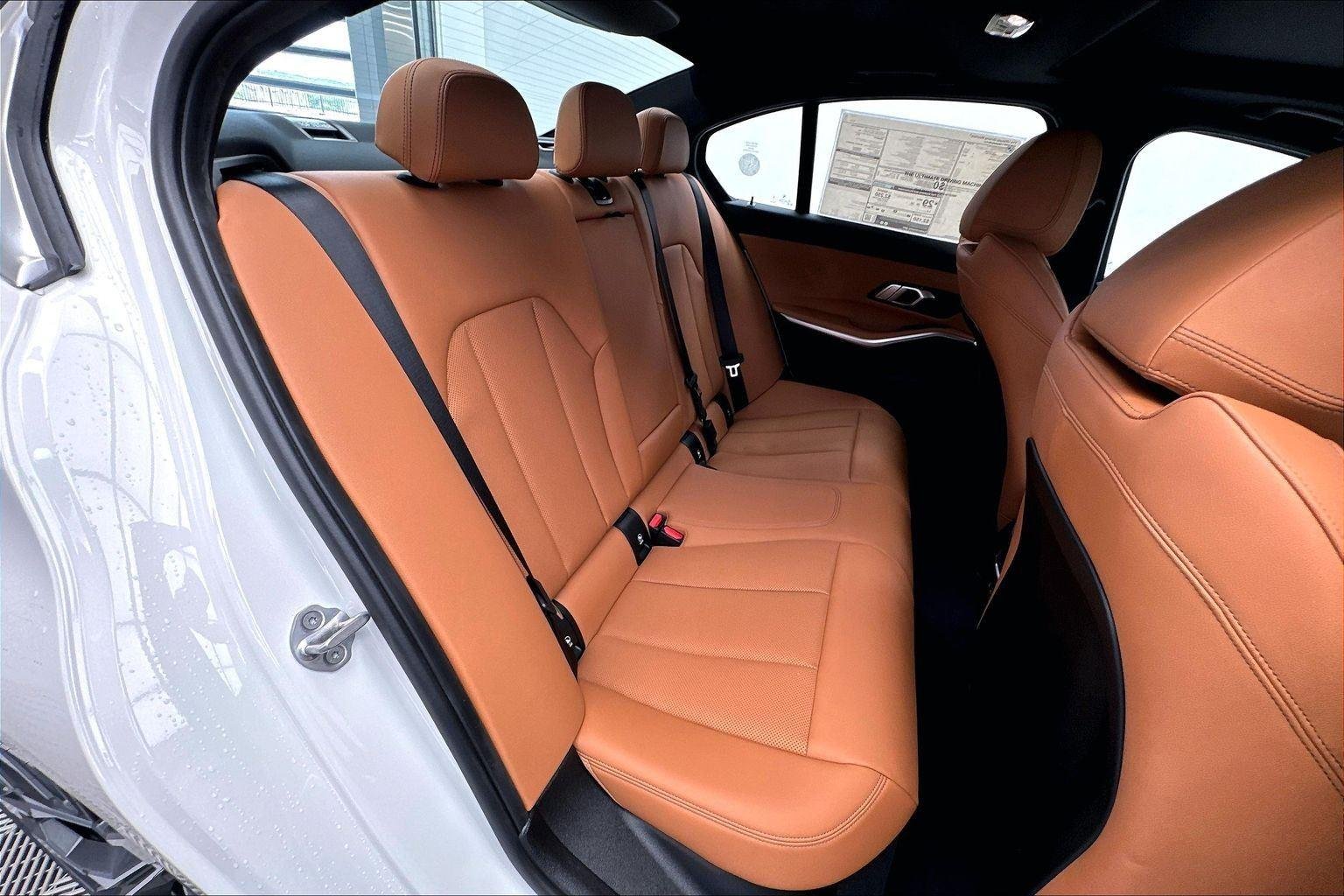 New 2026 Alpine White BMW 330i xDrive image 31