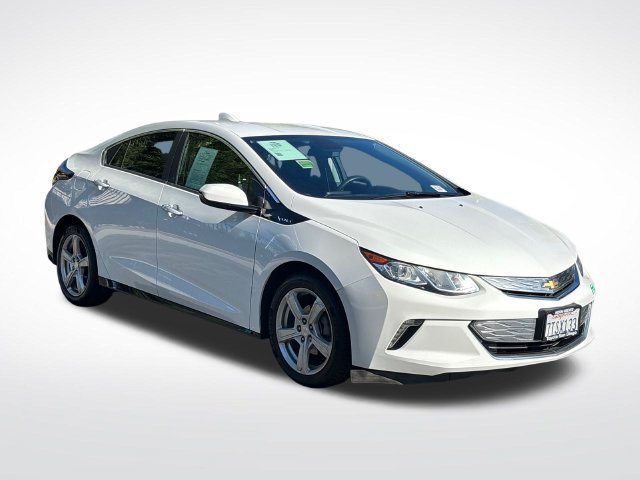 Used 2017 White Chevrolet LT image 4