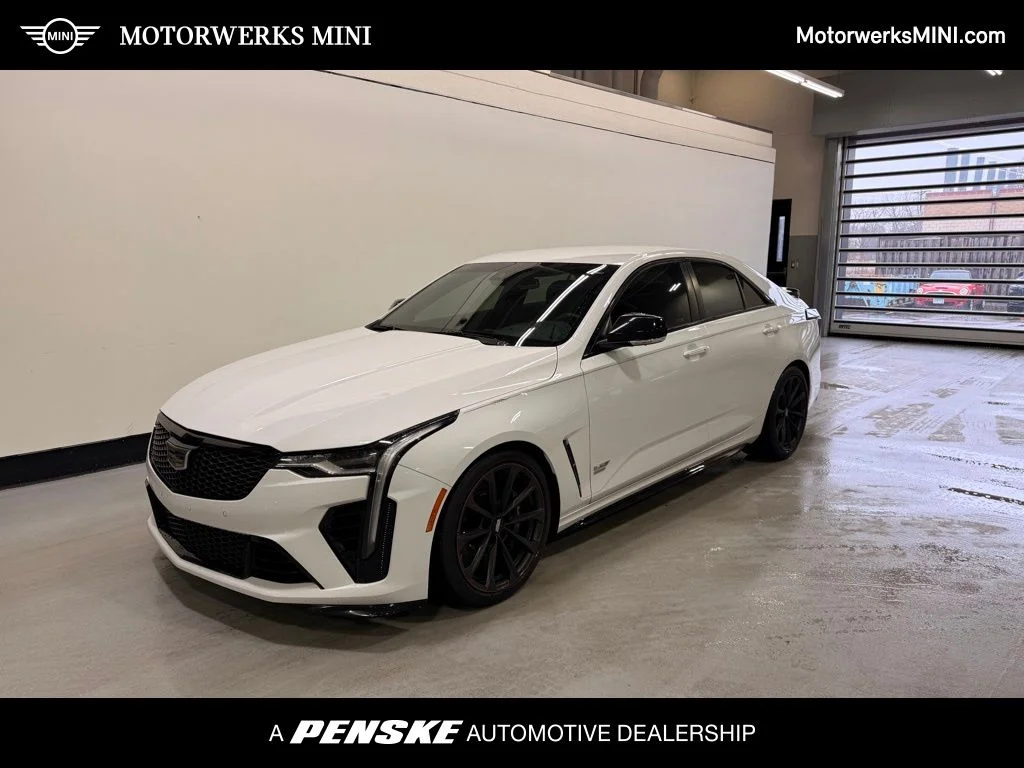 2022 Cadillac CT4 V-Series Blackwing's photo