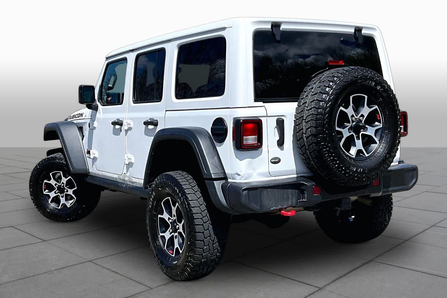 Used 2022 Bright White Clearcoat Jeep Unlimited Rubicon image 11