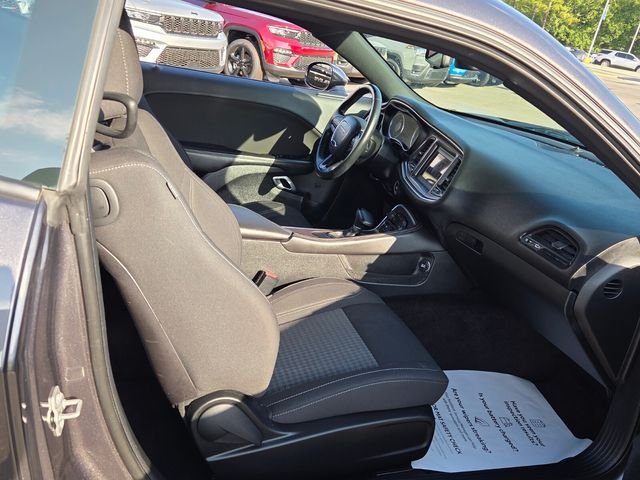 Used 2018 Gray Dodge SXT image 14