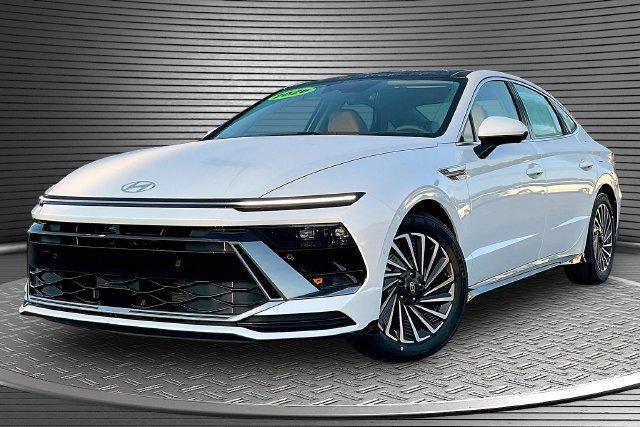 2026 Hyundai Sonata Hybrid Limited
