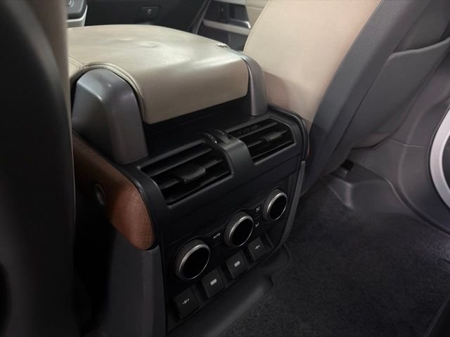 Used 2020 Fuji White Land Rover HSE image 18