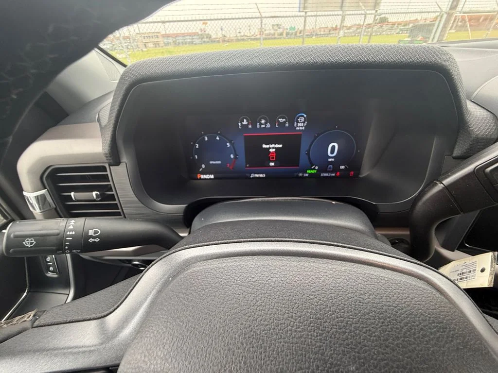 Used 2025 Silver Ford XLT image 14