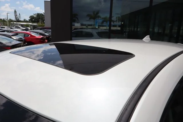 Used 2021 Snowflake White Pearl Mazda Touring image 21