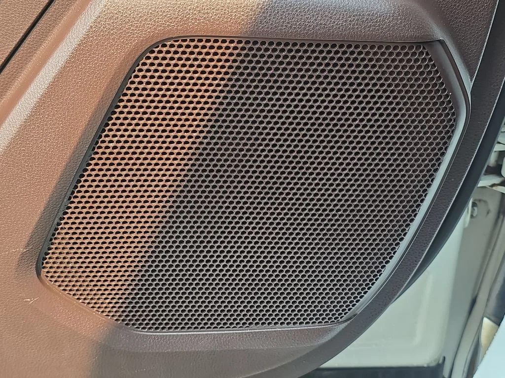 Used 2021  Toyota XLE image 20