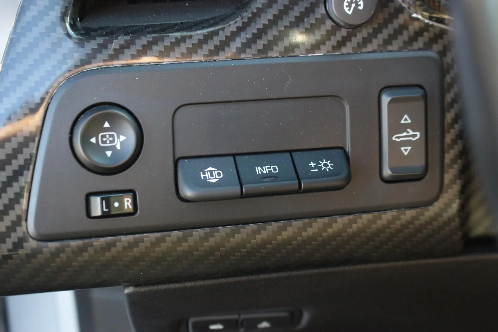 Used 2019 BLADE SILVER METALLIC Chevrolet Z06 2LZ image 33