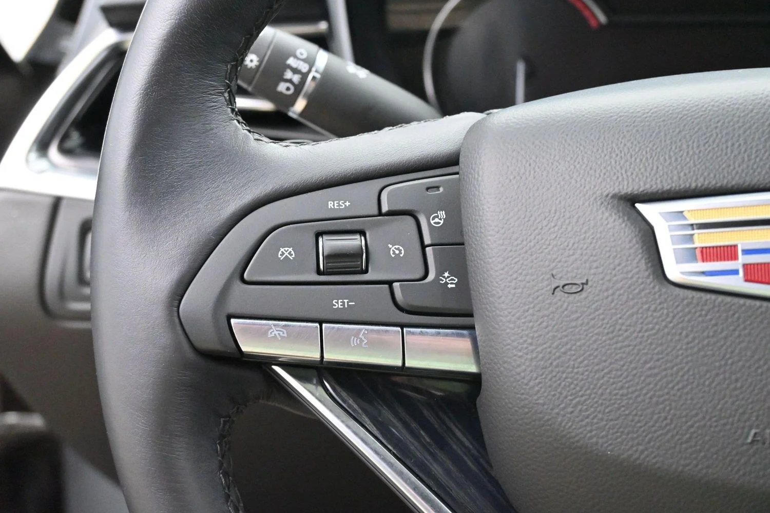 Used 2024 Argent Silver Metallic Cadillac Premium Luxury image 20