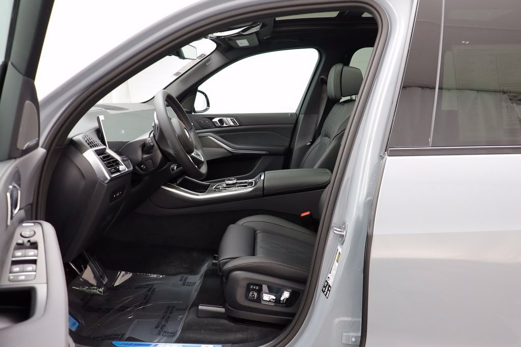 2026 BMW X5 M60i - Photo 5