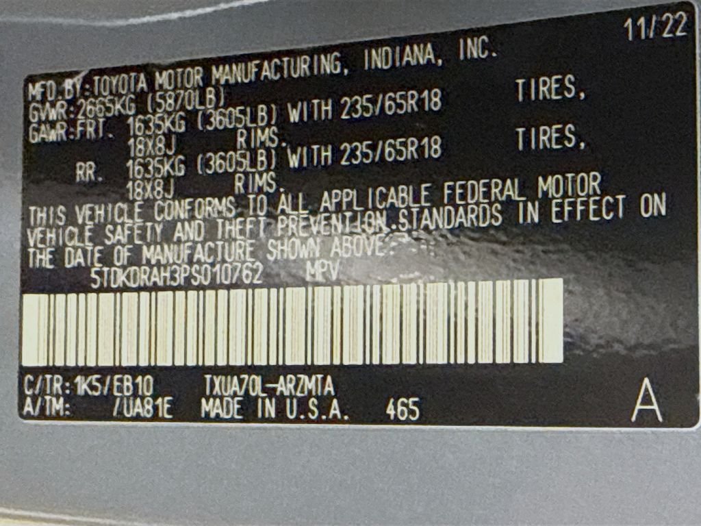 Used 2023 Moon Dust Toyota XLE image 34