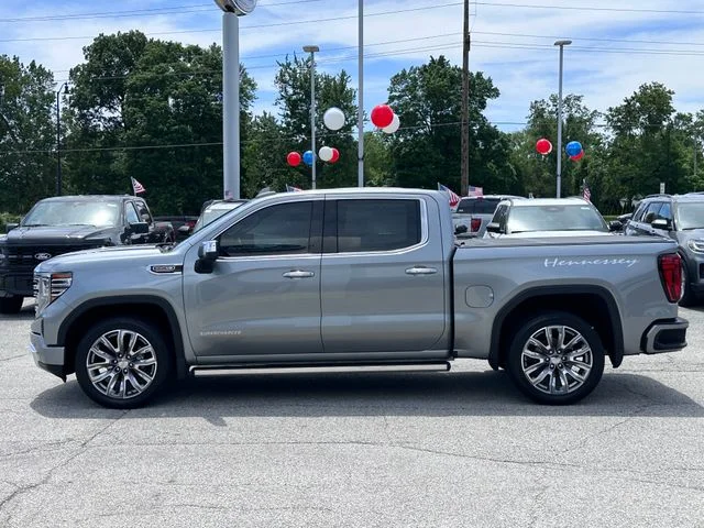 Used 2024 Silver GMC Denali image 4