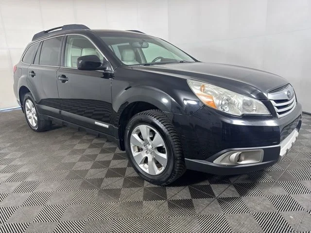 2011 Subaru Outback 3.6R Limited AT's photo