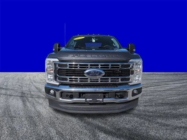 Certified Used 2026 Carbonized Gray Metallic Ford XLT image 9