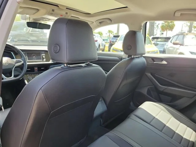 2024 Volkswagen Jetta SE - Photo 8
